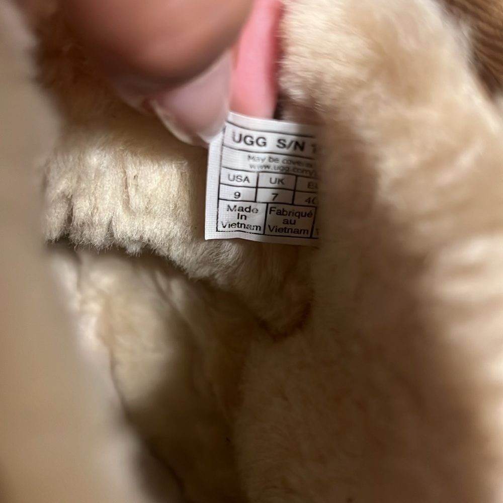 Authentic Ugg Classic Mini Ii. - image 3